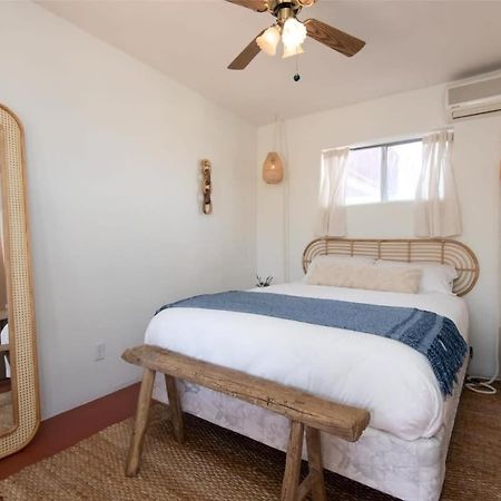 Renovated Lodge - Room 2 With Pool Access Joshua Tree Exterior foto