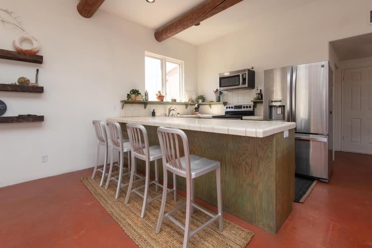 Renovated Lodge - Room 2 With Pool Access Joshua Tree Exterior foto