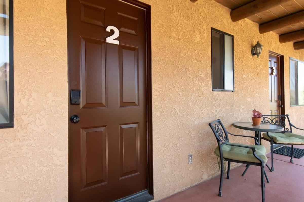Renovated Lodge - Room 2 With Pool Access Joshua Tree Exterior foto