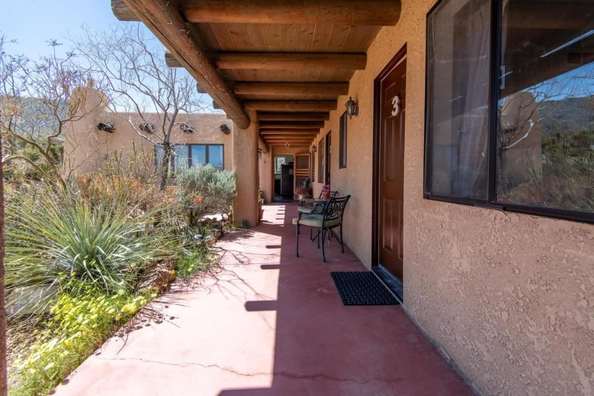 Renovated Lodge - Room 2 With Pool Access Joshua Tree Exterior foto